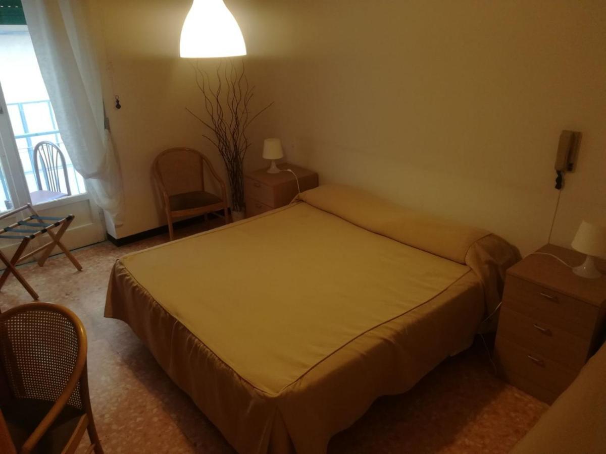 Hotel Olimpia Alassio Phòng bức ảnh